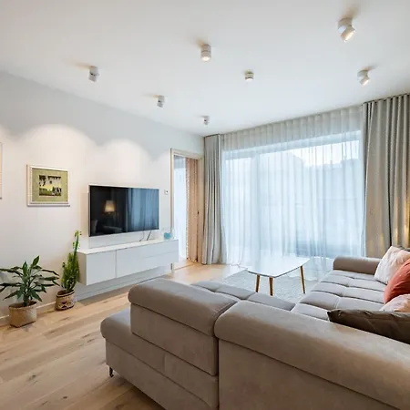 Apartament Haus Apartment#luxury Residential#balcony#free Parking