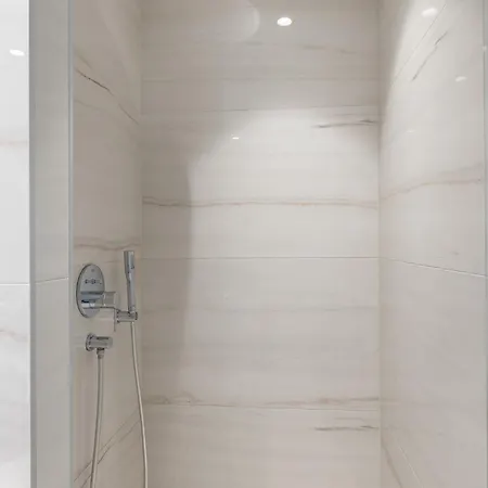Haus Apartment#luxury Residential#balcony#free Parking Apartament *