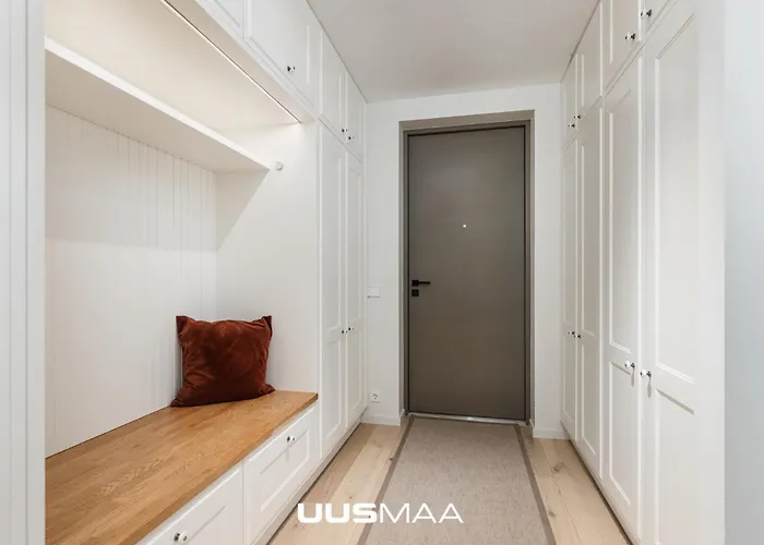 Апартаменты Haus Apartment#luxury Residential#balcony#free Parking