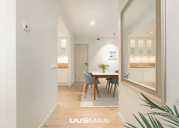 Haus Apartment#luxury Residential#balcony#free Parking Appartamento