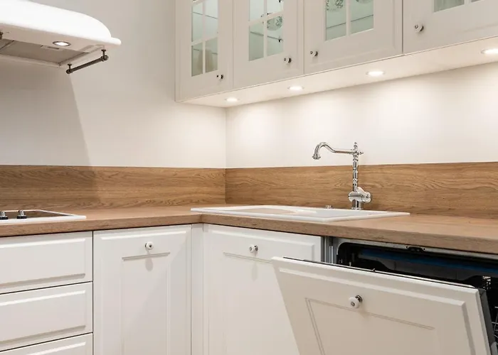 Appartamento Haus Apartment#luxury Residential#balcony#free Parking *