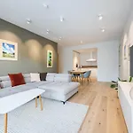 Appartamento Haus Apartment#luxury Residential#balcony#free Parking *